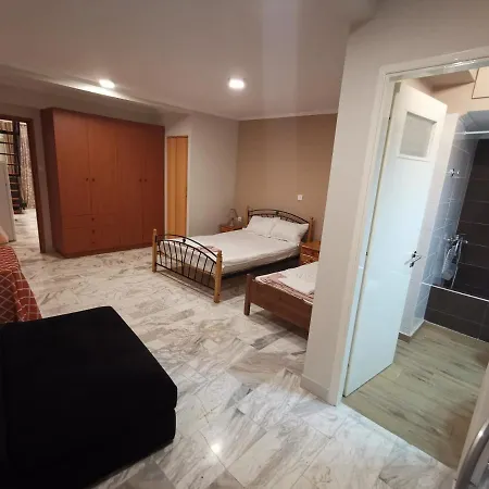 Rent Beach Apartamento Calamata
